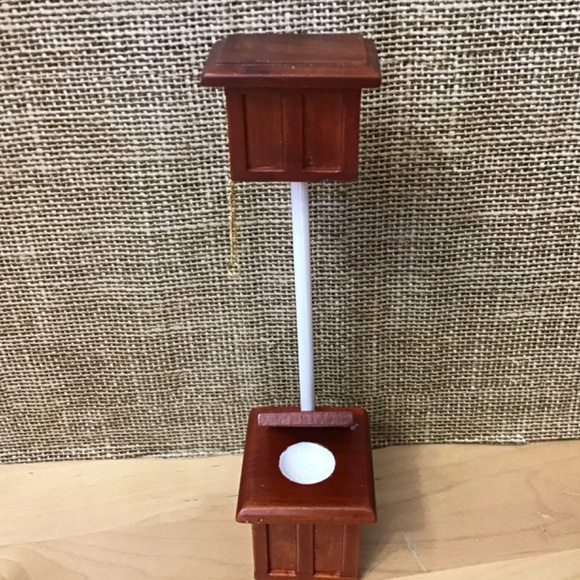 Dollhouse Miniature Bathroom - Picture 7 of 12